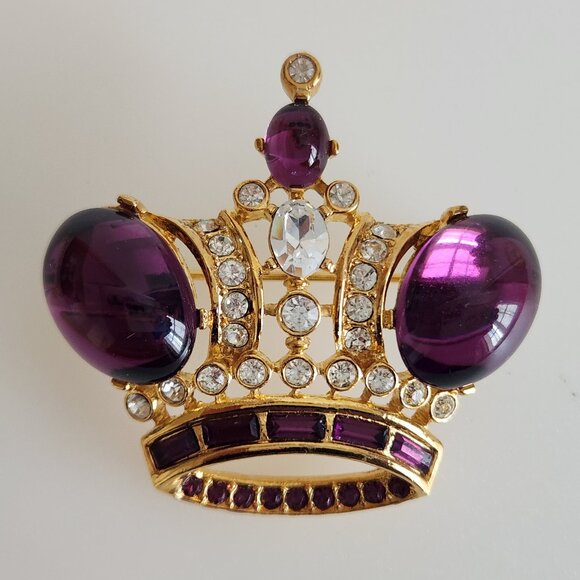 BUTLER AND WILSON 1996  SIGNED VINTAGE CROWN BROOCH - Picture 3 of 8